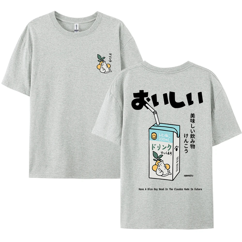 Japanese Cat Oversized T-Shirt: A Whimsical Streetwear Favorite for Cat Lovers and Harajuku Fans