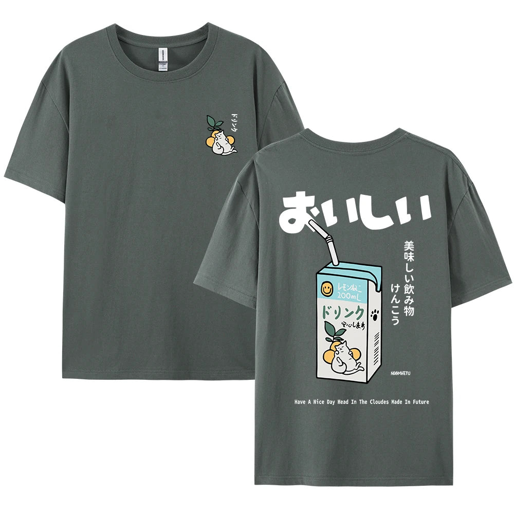 Japanese Cat Oversized T-Shirt: A Whimsical Streetwear Favorite for Cat Lovers and Harajuku Fans